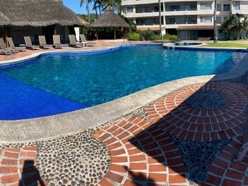 Reducción de Precio!  Departamento a Pie de Playa