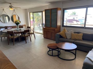Reducción de Precio!  Departamento a Pie de Playa