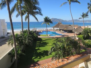 Reducción de Precio!  Departamento a Pie de Playa