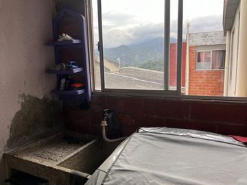 apartamento en venta en altos de santa elena. Cod V7526842