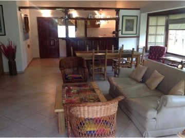 Chalet en Cariló de 4 dormitorios
