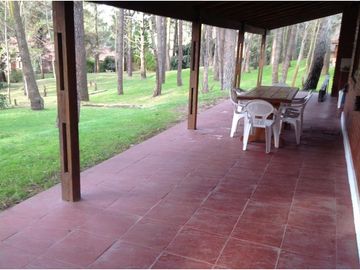 Chalet en Cariló de 4 dormitorios