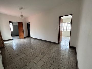 Casa ideal para notarías por la Minerva en venta