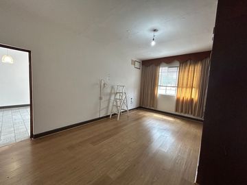 Casa ideal para notarías por la Minerva en venta