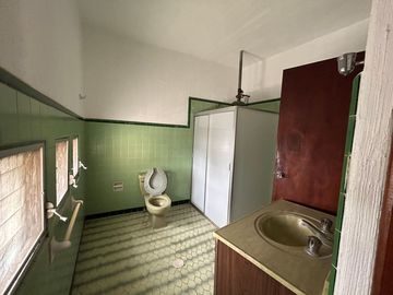 Casa ideal para notarías por la Minerva en venta
