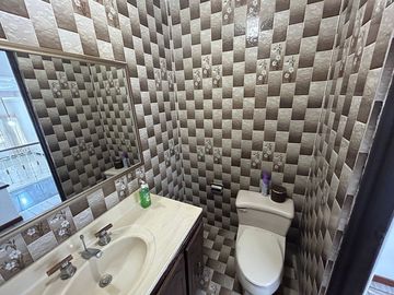 Casa ideal para notarías por la Minerva en venta