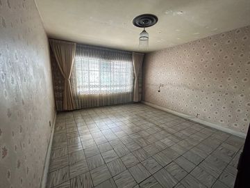 Casa ideal para notarías por la Minerva en venta