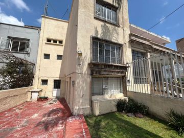 Casa ideal para notarías por la Minerva en venta