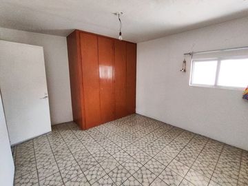 Casa ideal para notarías por la Minerva en venta