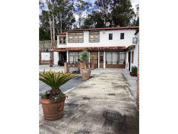 Casa En Venta Enfrente De Casa Puebla/ Fuertes de Loreto