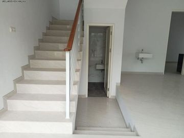 Rumah Kertajaya Indah Regency, New, Minimalis, Siap Huni