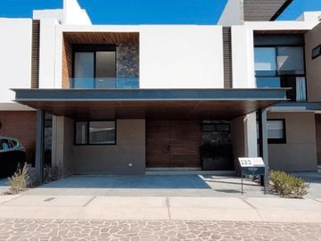 CASA EN PRIVADA BOUTIQUE CON 51 RESIDENCIAS EN NUEVO REFUGIO QRO. IG