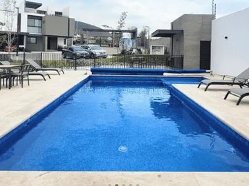 CASA EN PRIVADA BOUTIQUE CON 51 RESIDENCIAS EN NUEVO REFUGIO QRO. IG