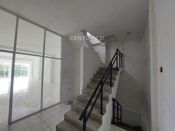 Ruko 3 Lantai Dijual Depan Jalan Utama Cirendeu