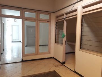 Di jual rumah nirwana regency, surabaya