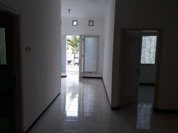 Di jual rumah nirwana regency, surabaya