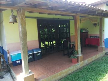 CASA EN QUINTA DE LAS FLORES EN LAS TABLAS