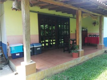 CASA EN QUINTA DE LAS FLORES EN LAS TABLAS