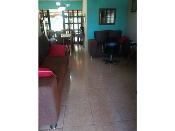 CASA EN QUINTA DE LAS FLORES EN LAS TABLAS