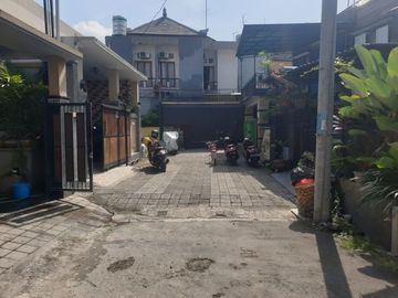 BUC RUMAH 2 LT DI JANTUNG KOTA DENPASAR BARAT