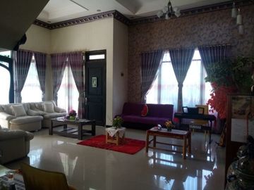 Jual Cepat BU Rumah Cantik Siap Huni Full Furnished /Dengan Isi Perabot Rumah)Di Berau Kalimantan TImur