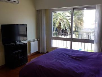 CASA EN VENTA EN TRONADOR 2700 COGHLAN