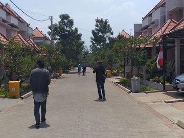RUMAH SIAP HUNI FURNISHED di Kawasan Strategis Soekarno Hatta Dekat KANTOR BADAN NARKOTIKA NASIONAL