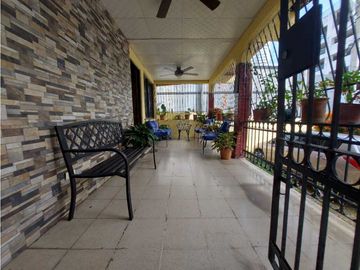 VENTA DE CASA EN SAN FRANCISCO 708 M2 5 RECAMARAS 4 BAÑOS