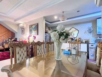 DIJUAL RUMAH at Jl PANGLIMA POLIM PANGPOL, JAKSEL