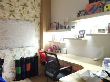 DIJUAL CEPAT RUMAH RAPIH SIAP HUNI SEMI FURNISH DI SEKTOR 1B GADING SERPONG
