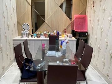 DIJUAL CEPAT RUMAH RAPIH SIAP HUNI SEMI FURNISH DI SEKTOR 1B GADING SERPONG