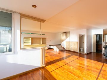 Venta Duplex 4 Amb Mas Dependencia, Cochera y Baulera en Pleno Recoleta