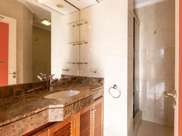 Venta Duplex 4 Amb Mas Dependencia, Cochera y Baulera en Pleno Recoleta