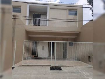Rumah Baru Siap Huni Rungkut Asri Utara Siap KPR