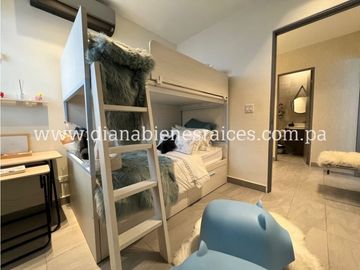 Venta de apartamento Vía España