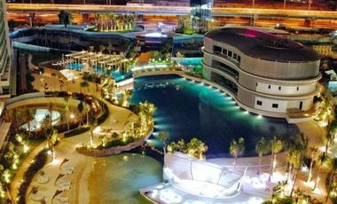 RUSH SALE! 2BR condo w/ parking in Azure Urban Resort Residences, Paranaque for Php 5.5 million