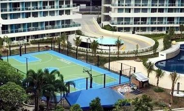 RUSH SALE! 2BR condo w/ parking in Azure Urban Resort Residences, Paranaque for Php 5.5 million