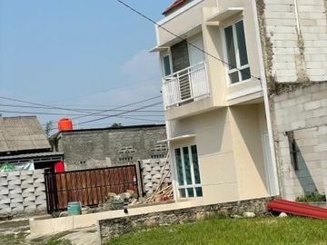 Harga Murah Rumah 2 Lantai Minimalis Dekat stasiun Cilebut Kota Bogor