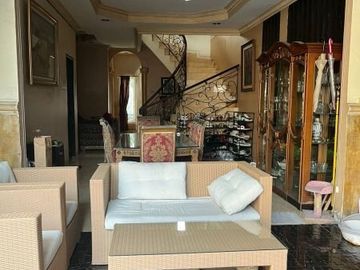 12 Bedroom House for sale