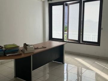 12 Bedroom House for sale