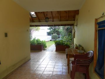 CASA EN LOTE PROPIO DE 3 AMBIENTES. SUP.10 mts X 44 mts2.