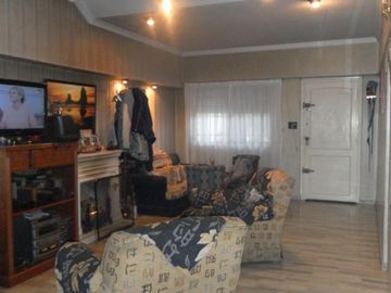 CASA EN LOTE PROPIO DE 3 AMBIENTES. SUP.10 mts X 44 mts2.