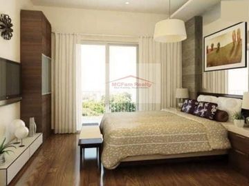 CONDOMINIUM FOR SALE IN PASIG CITY "For more Inquiries, SEND A Message to DONALD SUN# 0933825---- GLOBE/TM# 0935038----