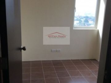 CONDOMINIUM FOR SALE IN PASIG CITY "For more Inquiries, SEND A Message to DONALD SUN# 0933825---- GLOBE/TM# 0935038----