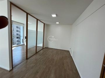 Oficina en arriendo en Las Condes