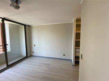 Departamento en Venta en Santa Rosa / Metro Santa Lucia