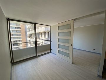 Departamento en Venta en Santa Rosa / Metro Santa Lucia