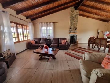 Casa en venta de 4 dorm. en San Fernando