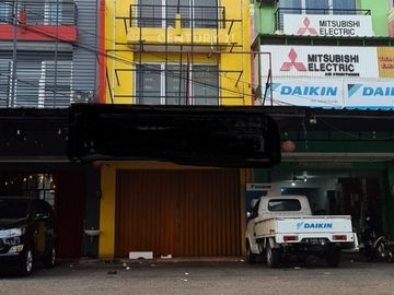 Disewakan Ruko Di Boulevard Hijau Harapan Indah Bekasi