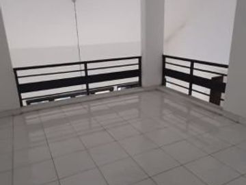 Rumah di Cilandak, 2Lt, Pool, Strategis, MPR Cilandak Barat